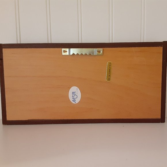 Kitschy vintage wall décor - Picture 2 of 4